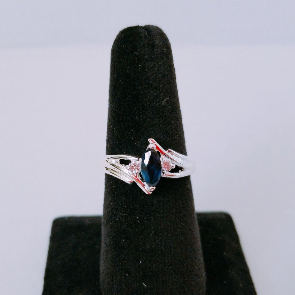 New Womens Blue  White Sapphire Ring 14kt  925 Silver Sz 8